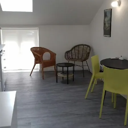 Studio Renove Et Equipe 2 Personnes Le Canardeau Ancy-sur-Moselle Exterior photo